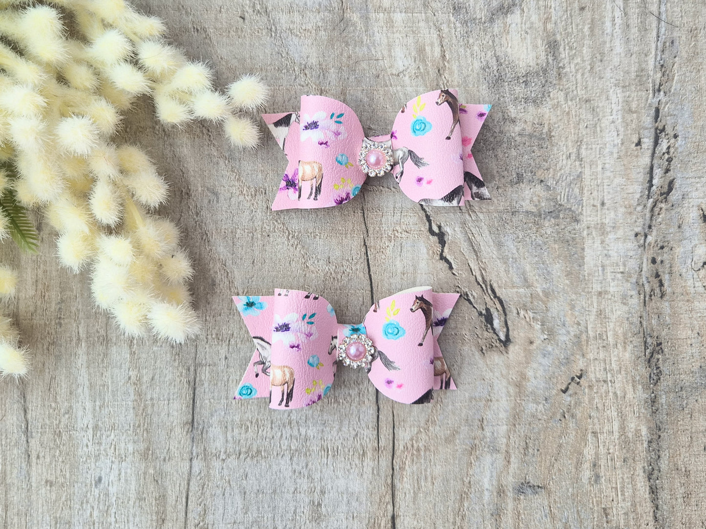 Pink Horse Pigtail Hair Bows Set, 2x small hair bows.