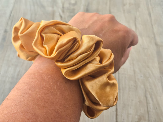 XL Satin Scrunchie – Gold (Autumn Collection)