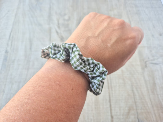 Handmade Mini Scrunchie – Green Gingham School