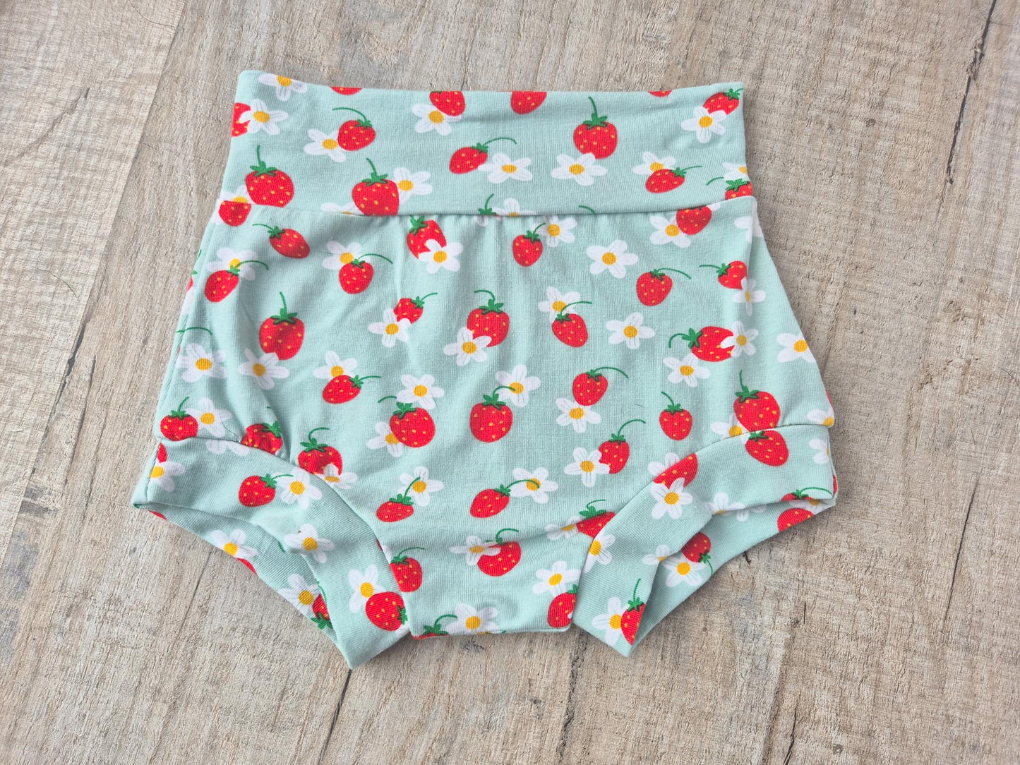 Girl Handmade Summer Shorts + Matching Hair bow, Bummies & Bow, Strawberry print baby girl-toddler size, Kid clothing, New Baby Shower gift.