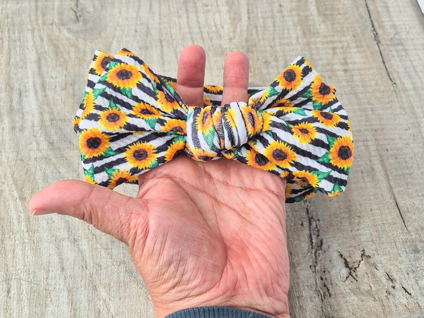 Girls Handmade Summer Shorts + Matching Hair bow, Bummies & Bow, Sunflower print baby girl-toddler size, Kids clothing, New Baby Shower gift