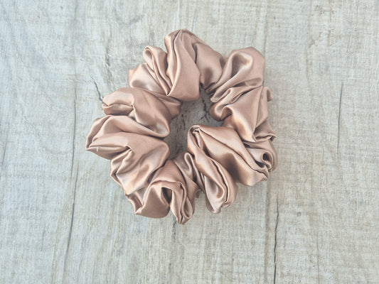 XL Satin Scrunchie – Light Brown (Autumn Collection)
