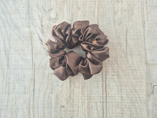 XL Satin Scrunchie – Chocolate (Autumn Collection)