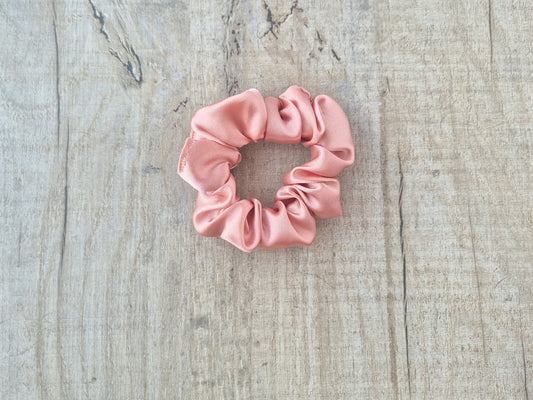 Mini Satin Scrunchie – Dusky Pink (Autumn Collection)