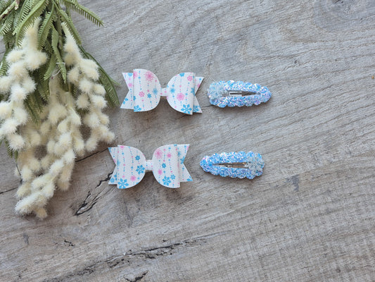 Christmas Snowflake Pigtail set, 2 hair bows and 2 x snap clips